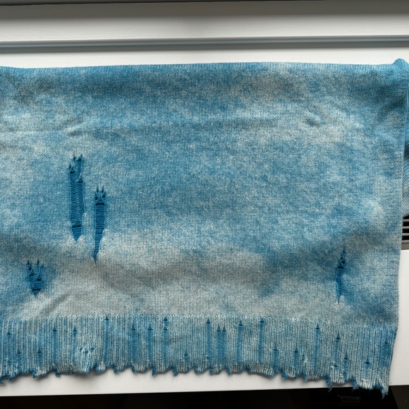 R13 Faded Cashmere Crewneck Sweater baby blue...like new - Picture 6 of 12